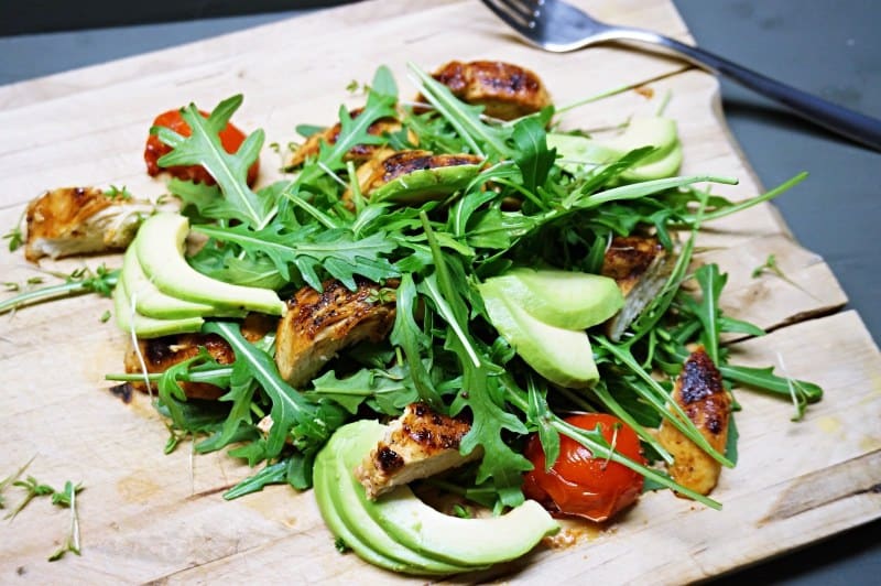 Hühnchen-Salat mit Avocado