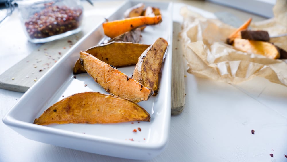 Knusprige Wedges aus Süßkartoffeln